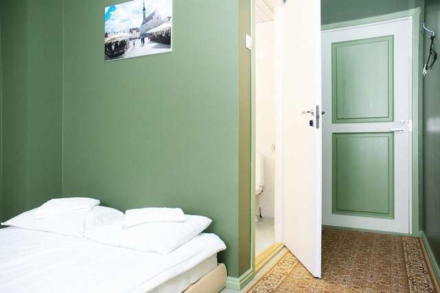 Хостелы 16eur - Old Town Munkenhof Таллин-34